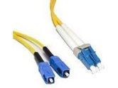 Cables To Go Fiber Optic Patch Cable LC-SC 9/125um Duplex/Singlemode 5 Meters (Cables to Go: 28950)